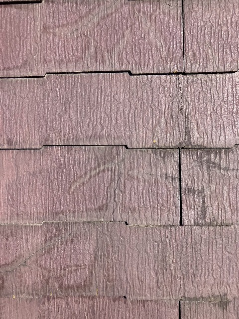 防水が切れて雨水が染みている